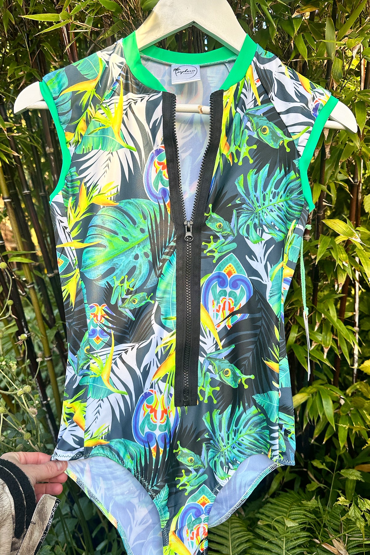 Limited Edition Pura Vida Sleeveless Surfsuit in Tropical green - UK 10