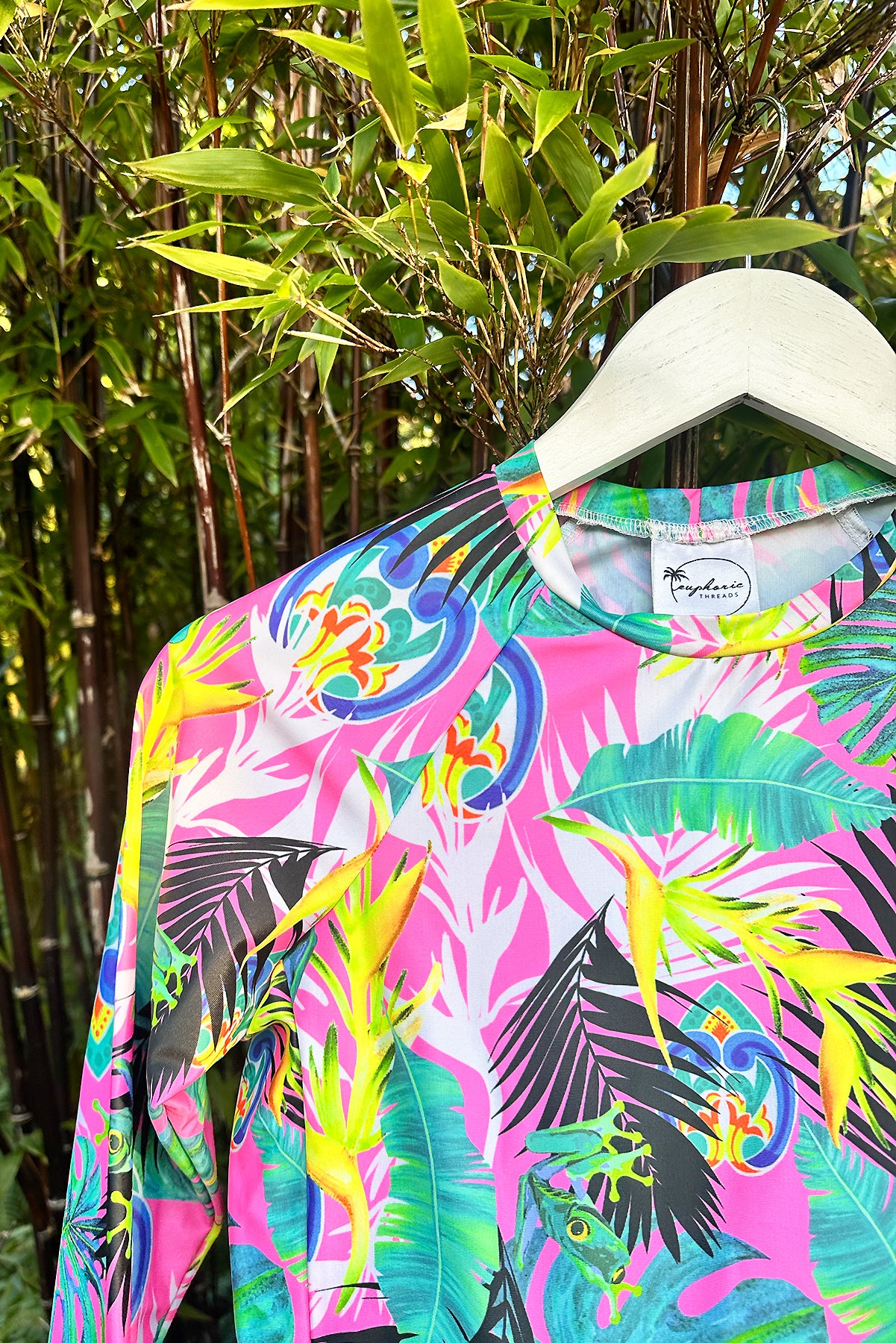 Womens Long Sleeved cropped rashguard in Pura Vida - S/M